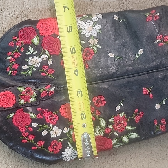 Lane !!Gorgeous!! Red Rose Western Boots, Size 9B - Picture 14 of 14